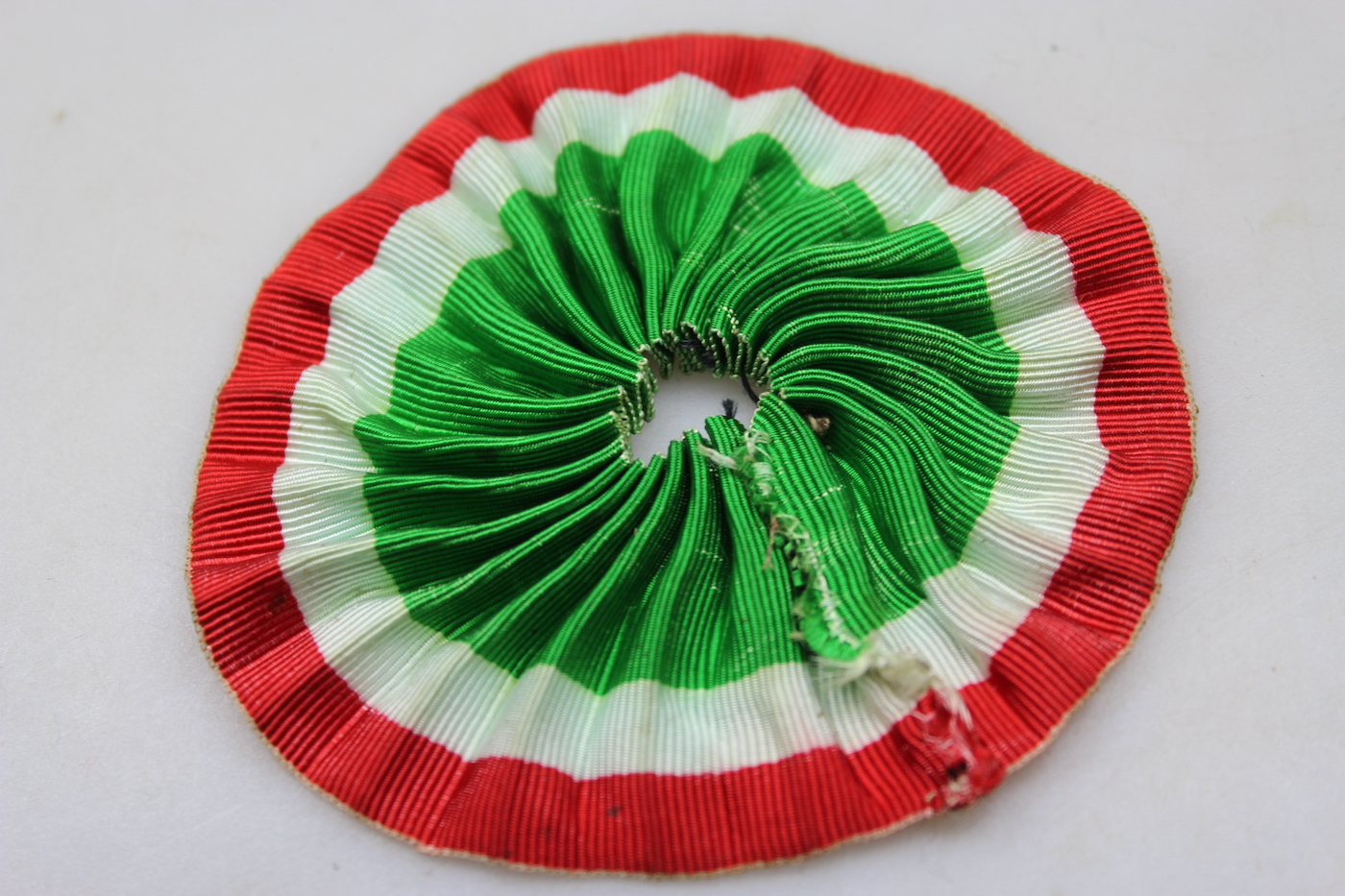 Cocarde tricolore pour casque colonial REI WW2 - RBNr Militaria